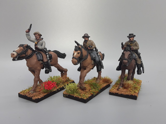 28mm Confederate cavalry with pistols, summer