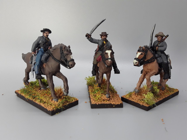 28mm Confederate cavalry with sabers, summer